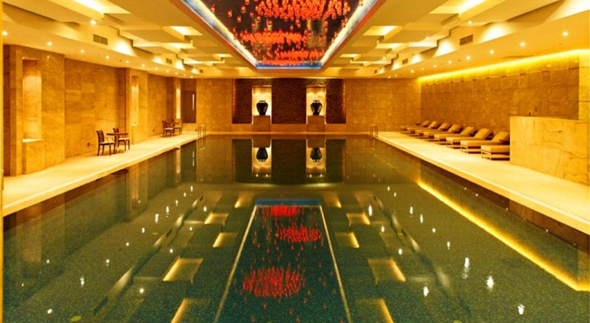 Grand Millennium Hotel