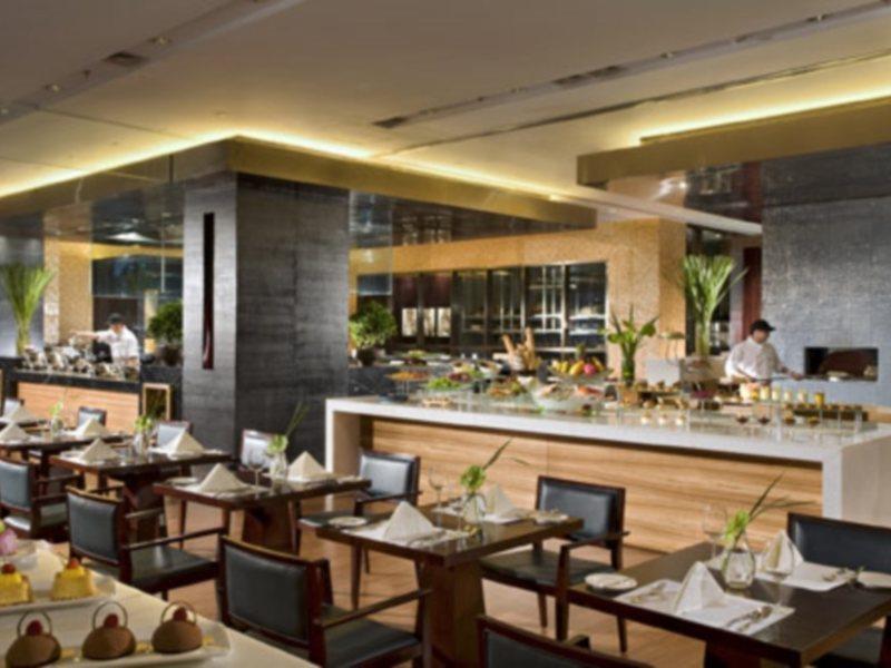 Hotel Grand Millennium 5*